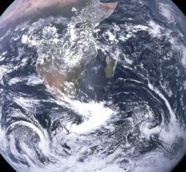 Die Erde aus dem Weltraum aufgenommen (Archiv), via