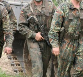 Bundeswehr-Soldaten (Archiv), via