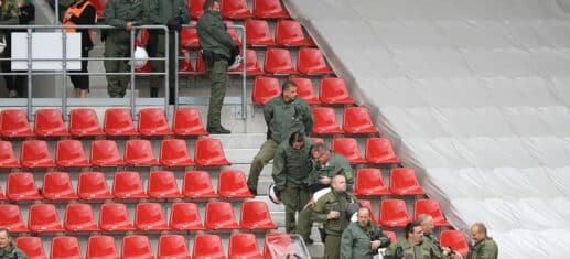 Polizei im Fußball-Stadion (Archiv), via 