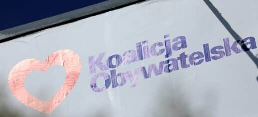 Wahlplakate für Parlamentswahl in Polen am 15. Oktober 2023