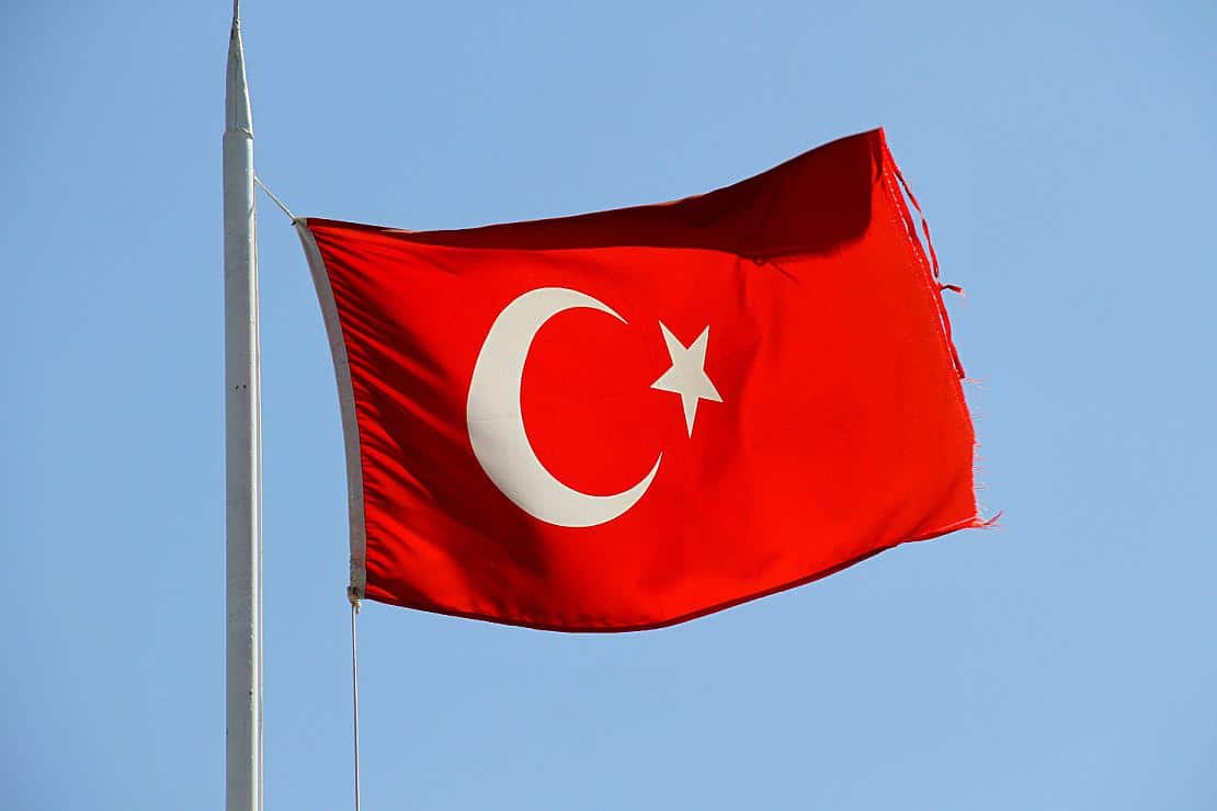 Türkische Flagge (Archiv), via