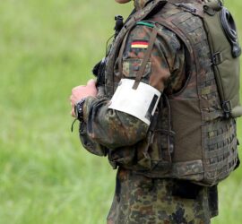 Bundeswehr-Soldat (Archiv), via