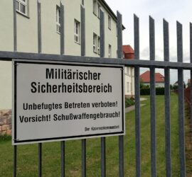 Bundeswehr-Kaserne (Archiv), via