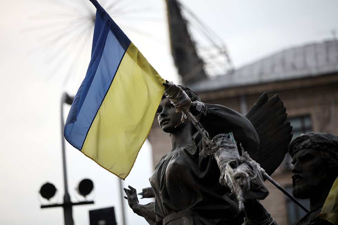 Flagge der Ukraine (Archiv), via