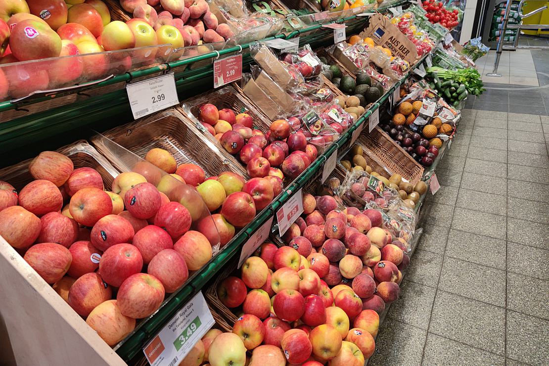 Obst im Supermarkt (Archiv), via