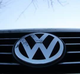 VW-Logo (Archiv), via