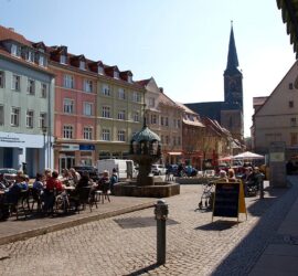 Marktplatz einer Kleinstadt (Aschersleben) (Archiv)