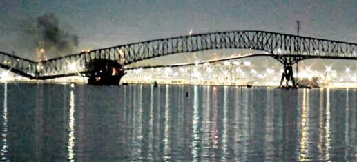 Webcam-Bilder zeigen Einsturz einer Brücke am 26.03.2024, Bay Area Mechanical Services via 